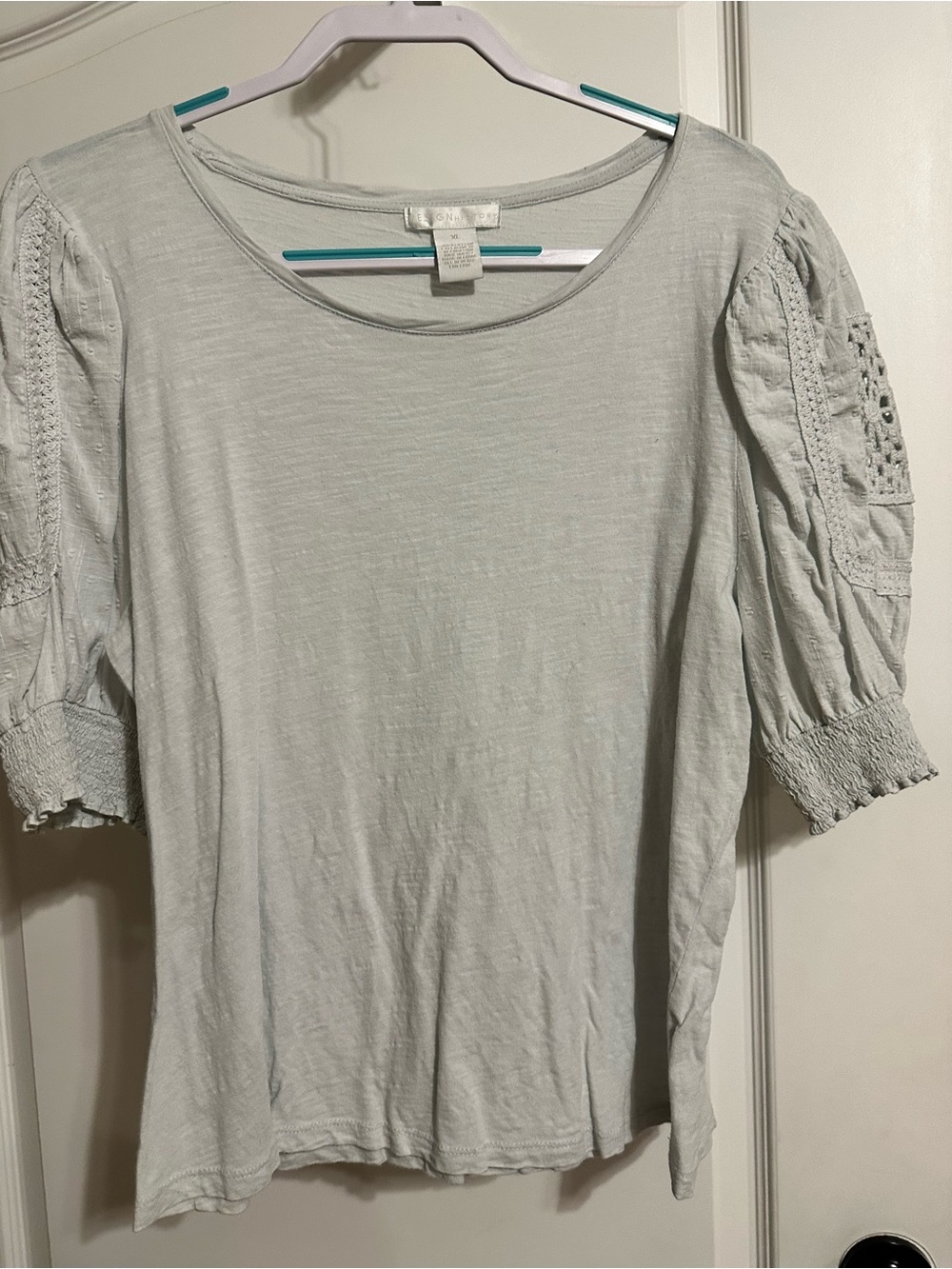 Design History Light Gray Puff-Sleeve Cotton Tee